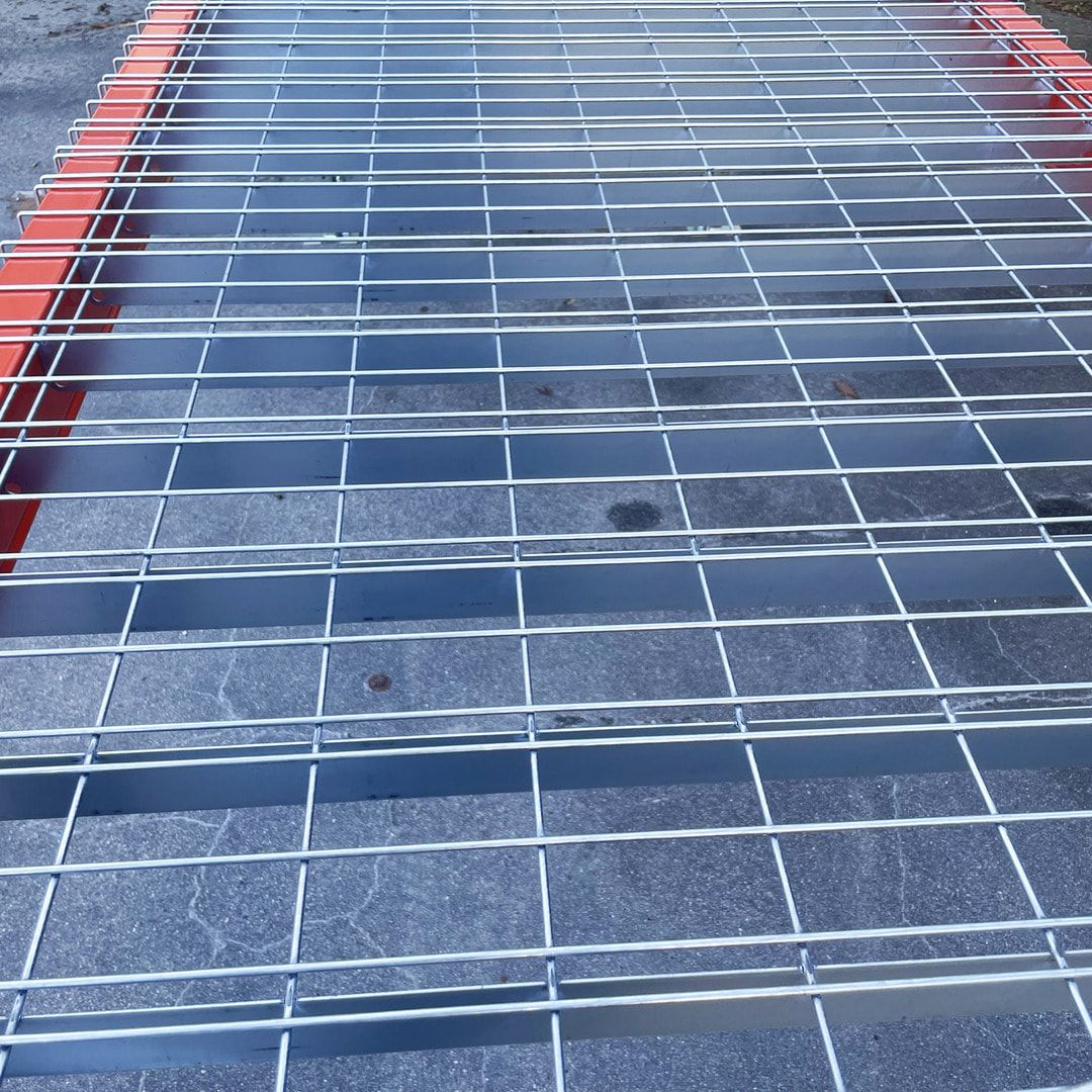 10 x Drahtgitterboden für Palettenregale, Fachbreite 2.700 mm, Tiefe 1.100 mm, vorverzinkt, 1.000 kg je Quadratmeter, Regalgitterelement Gittereinlage
