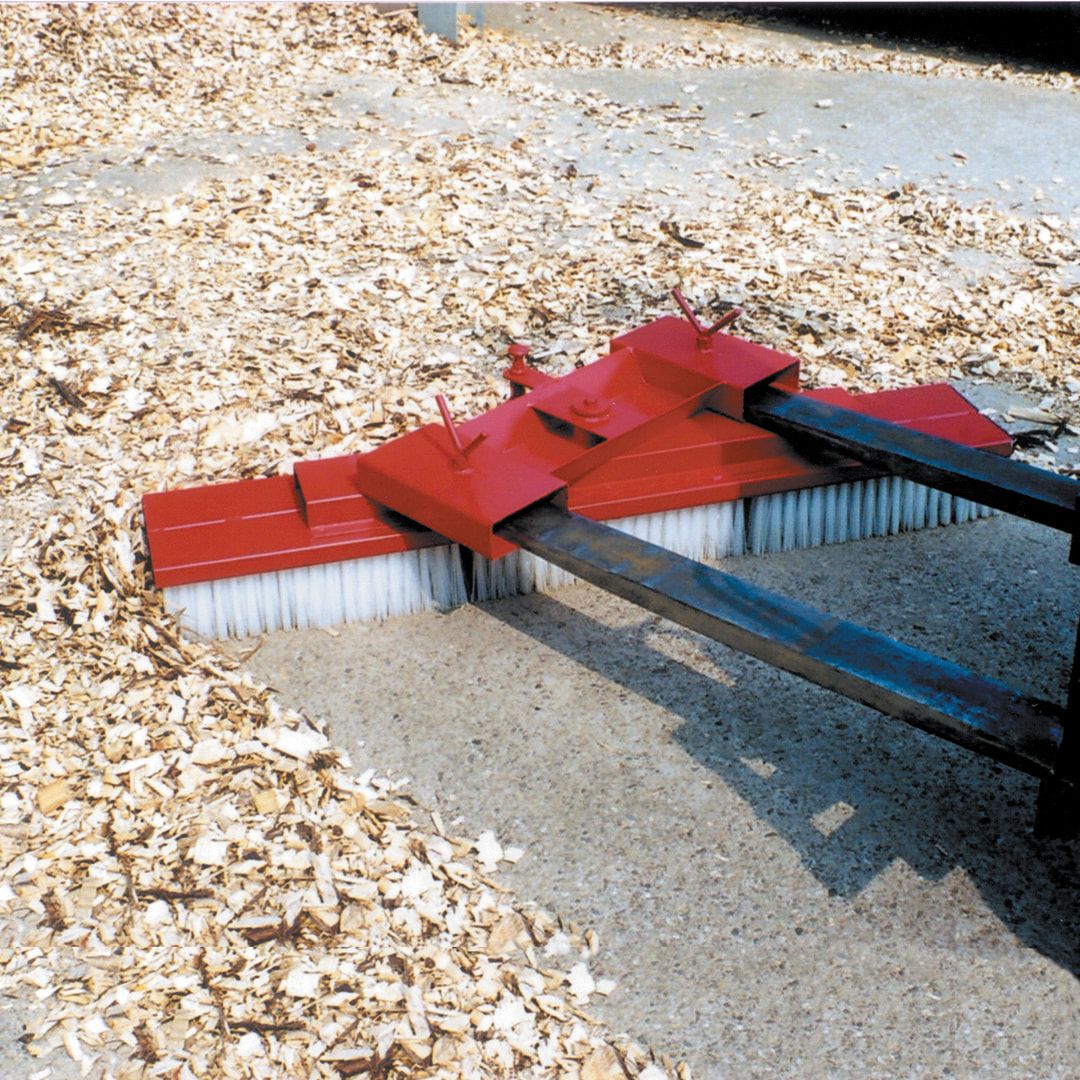 Gabelstapler-Kehrbesen - Breite 1.000 mm - fest - feuerrot