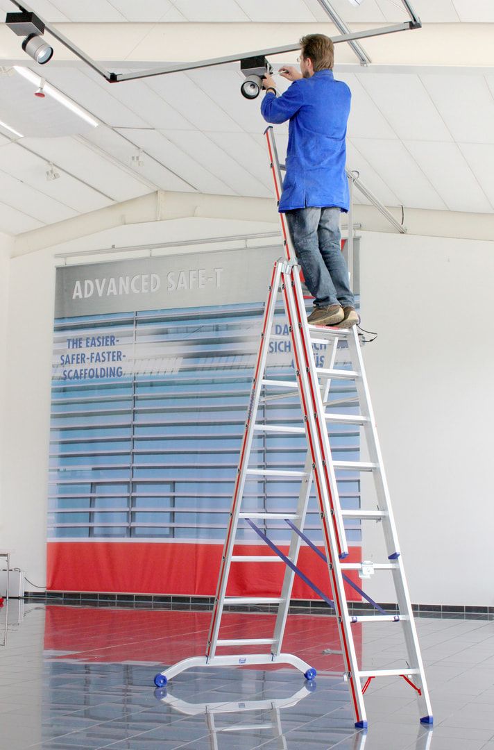 Aluminium-Allzweckleiter - dreiteilig - max. Länge 4.110 mm - gebogene Traverse - Aluleiter - Hymer