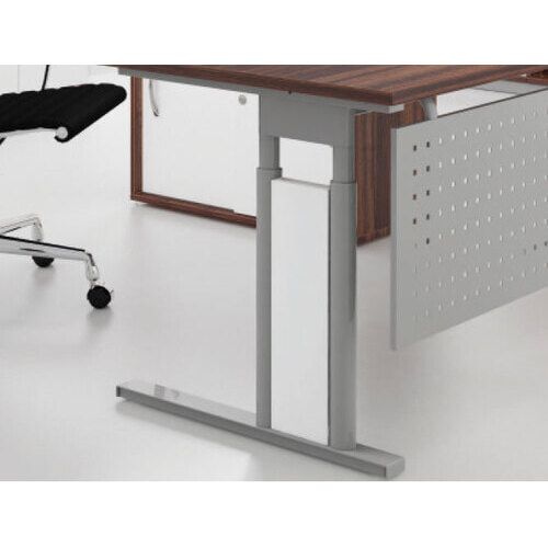 Eckschreibtisch, Ecke links, Füße einseitig verkürzt, C-Fuß Pro, höhenverstellbar, 680-820 x 1.600 x 1.200 mm (HxBxT), Dekor Ahorn