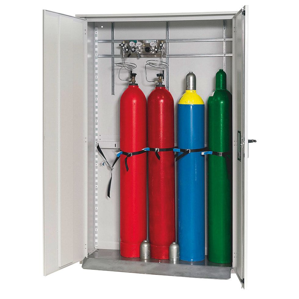 Druckgasflaschenschrank für Außenbereich, Edelstahlsockel, 5 Flaschenplätze, Türen mit Klappfenster, 2.149 x 1.356 x 400 mm (HxBxT), Farbe lichtgrau