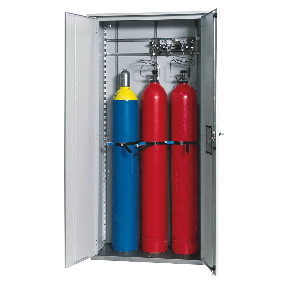 Druckgasflaschenschrank für Außenbereich, Edelstahlsockel, 3 Flaschenplätze, Türen mit Klappfenster, 2.149 x 1.006 x 400 mm (HxBxT), Farbe lichtgrau