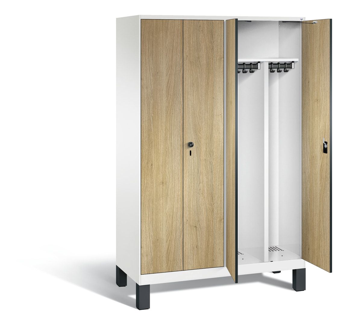 Doppel-Spind, Garderobenschrank mit Füßen, 4 Abteile a 300 mm, Korpus anthrazitgrau, Tür Dekorfront HPL Donau-Ahorn, 1.850 x 1.200 x 500 mm (HxBxT)