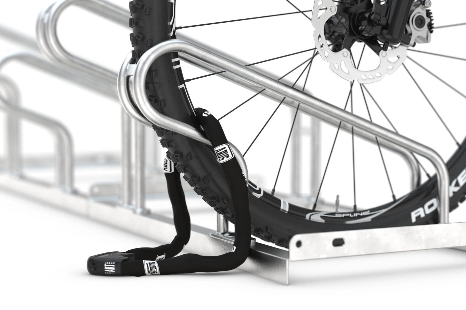 Fahrrad-Bügelparker, Rundrohr, Silber, 8 Stellplätze, für extra breite Fahrräder, höhenversetzt, Reihenverbindung, 415 x 3.120 x 538 mm (HxBxT)