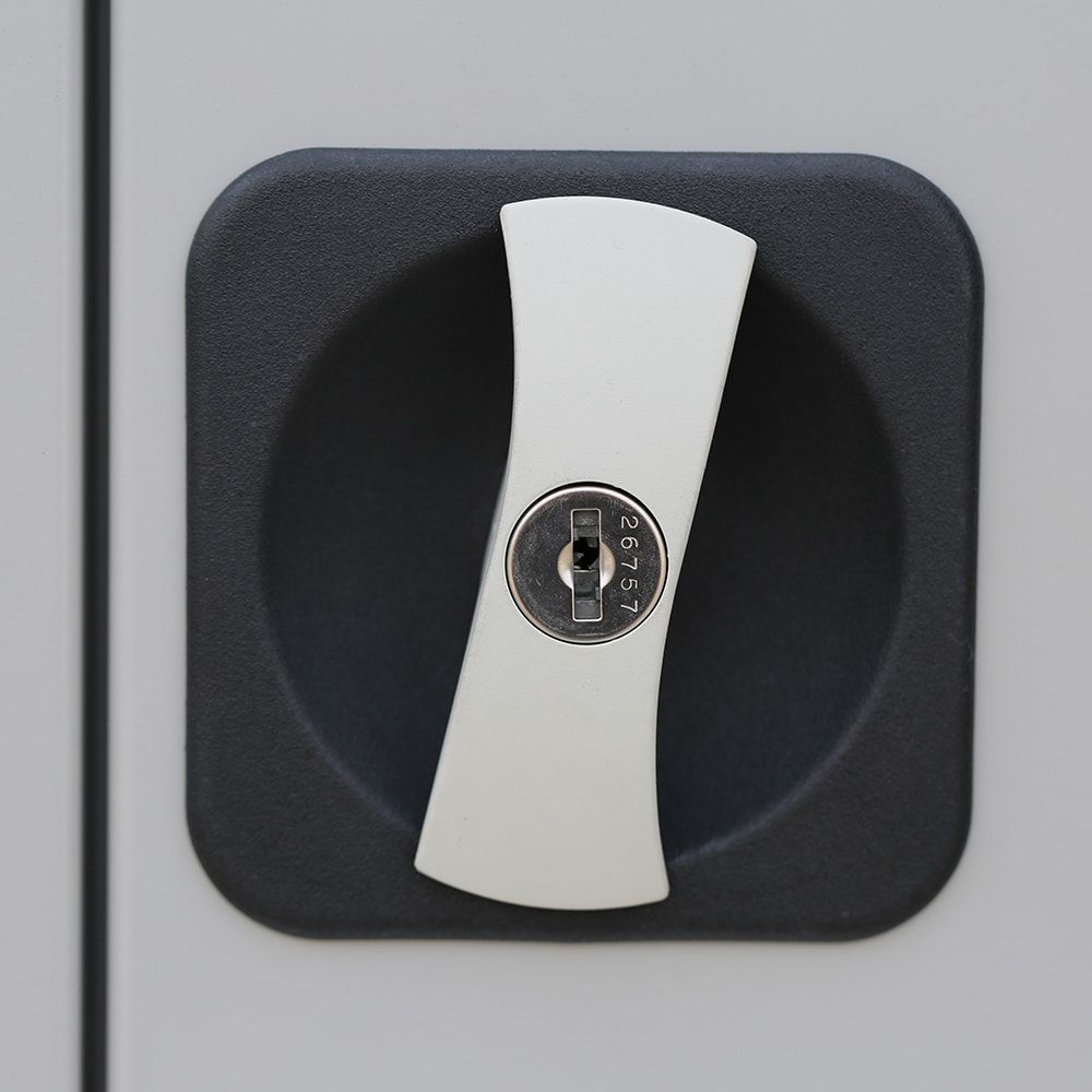 Aktenschrank, Büroschrank, abschließbar, Flügeltüren, 2 Fachböden, 1.200 x 800 x 383 mm (HxBxT), Stahl, Korpus und Türen in lichtgrau