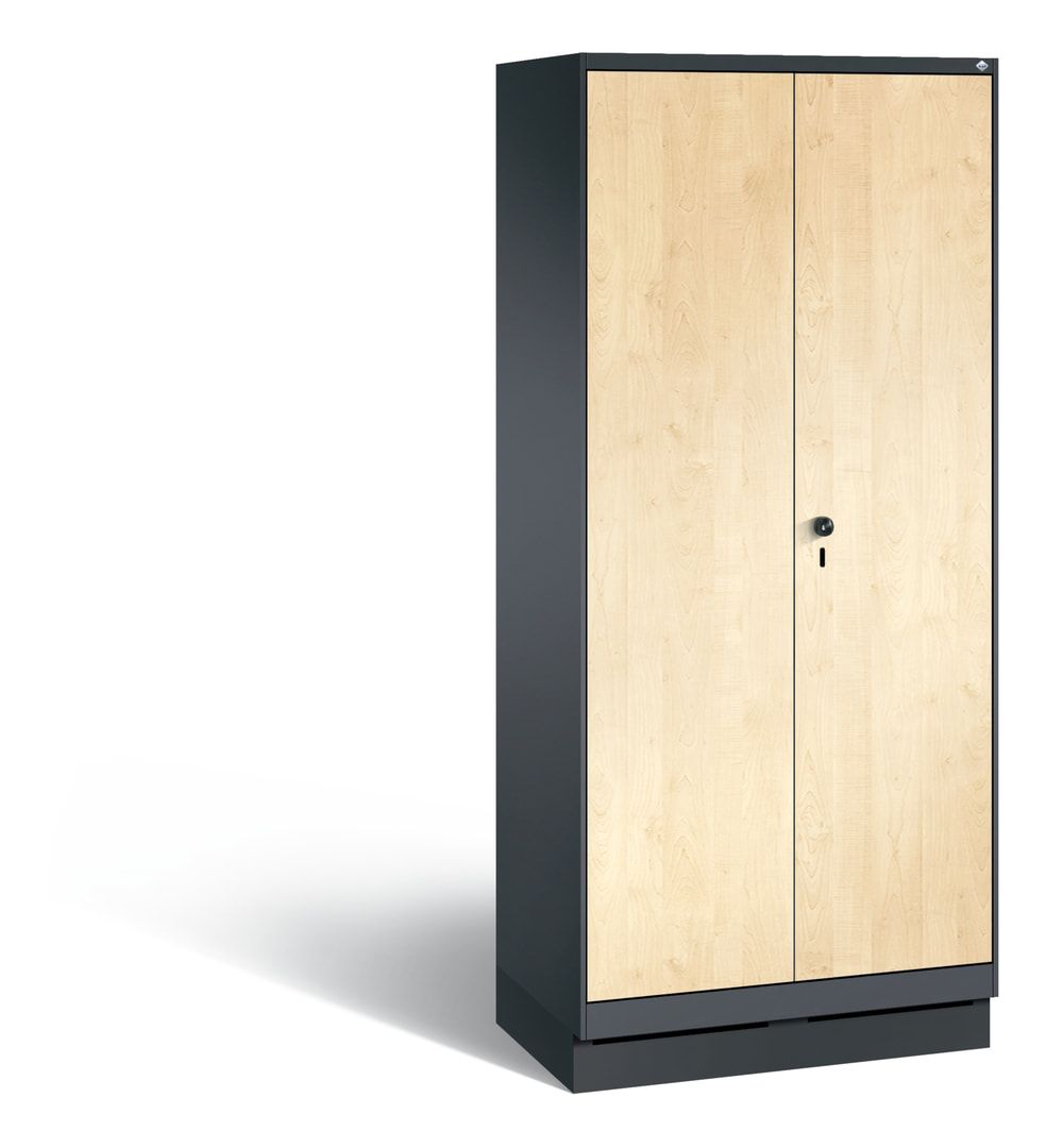 Doppel-Spind, Garderobenschrank auf Sockel, 2 Abteile a 400 mm, Korpus anthrazitgrau, Tür Dekorfront HPL Donau-Ahorn, 1.800 x 800 x 500 mm (HxBxT)