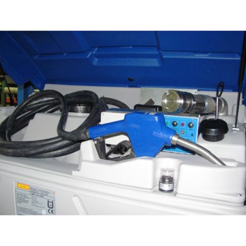 Mobile Outdoor AdBlue Tankanlage mit Klappdeckel - Tankstation mit Zapfpistole und Schlauchaufroller - Winterpaket - Volumen 1500 l