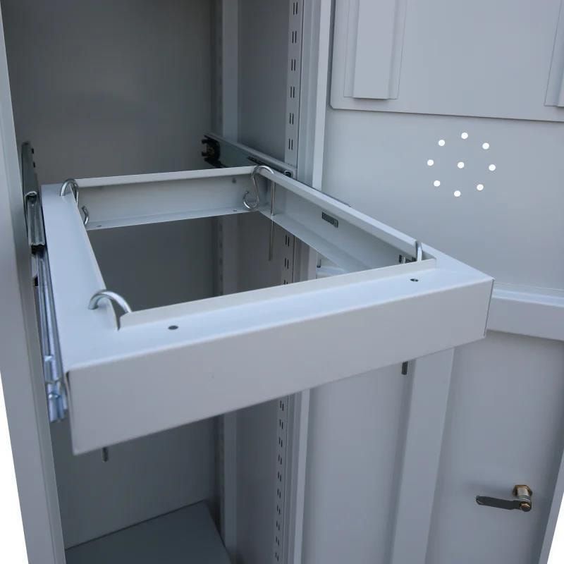 Wäschesammelschrank, Wäscheschrank, Stahlschrank, Sockel, Klappe, Zylinderschloss, 1.800 x 600 x 500 mm (HxBxT), Korpus lichtgrau, Front enzianblau
