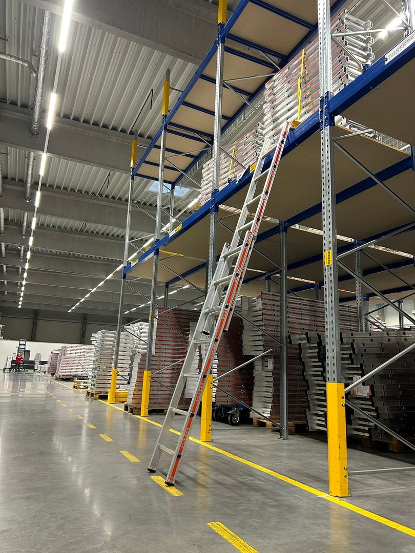 Einhänge-Schiebeleiter, ausziehbar, Aluminium, Länge 2.140 - 3.540 mm, Sprossen 7 x 2 Stk., Traglast 150 kg, Gewicht ca. 8 kg, Hymer