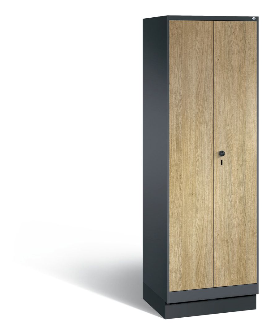 Doppel-Spind, Garderobenschrank auf Sockel, 2 Abteile a 300 mm, Korpus anthrazitgrau, Tür Dekorfront HPL Donau-Ahorn, 1.800 x 600 x 500 mm (HxBxT)
