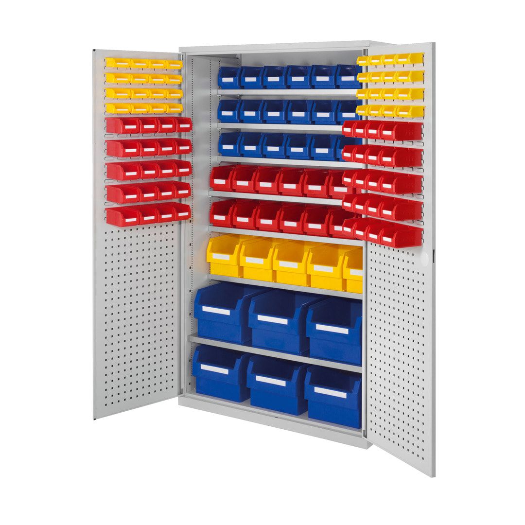 Magazinschrank - 118 Sichtlagerkästen - Loch-/Schlitzplatten Türen - 7 Böden - 1.950 x 1.130 x 590 mm (HxBxT) - lichtgrau