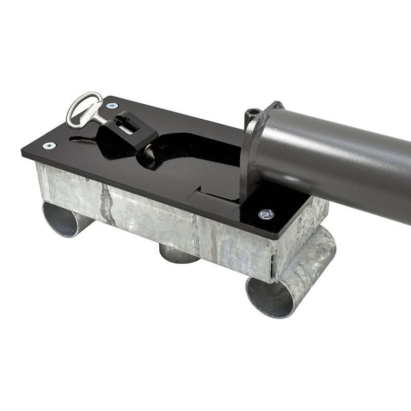 Klappbarer Pfosten mit Bogenkopf - 76 x 977 mm (DxH) - Überfahrhöhe 114 mm - Farbe enzianblau - Absperrpfosten
