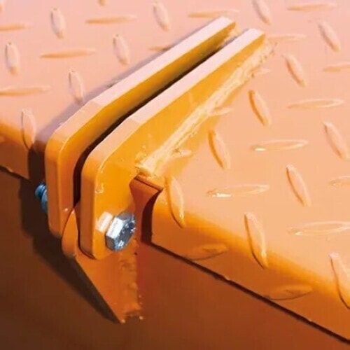 Eichinger Werkzeugkiste für Stapler und Kran, Volumen: 300 l, Stahlblech, 800 x 610 x 1.120 mm (HxBxT), Unterfahrhöhe: 100 mm, Farbe: anthrazitgrau