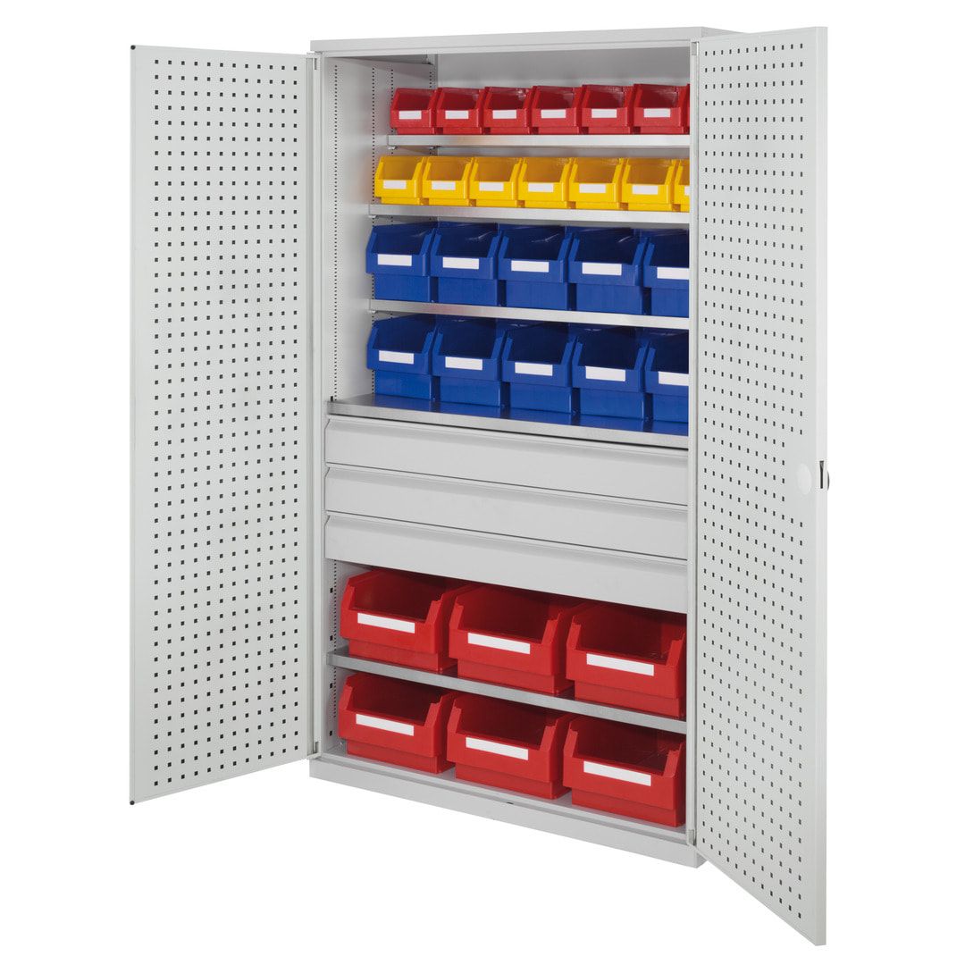 Magazinschrank - 30 Sichtlagerkästen - Lochplattentüren - 3 Schubladen - 5 Böden - 1.950 x 1.130 x 590 mm (HxBxT) - lichtgrau