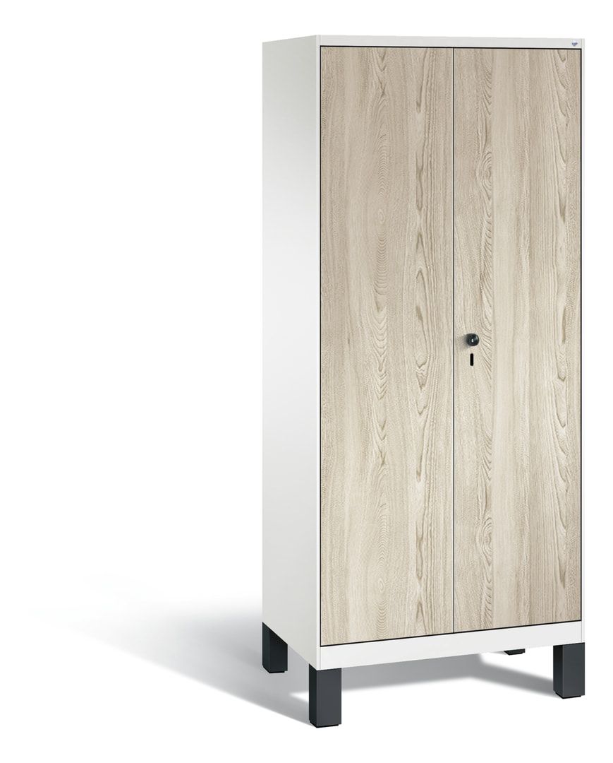 Doppel-Spind, Garderobenschrank mit Füßen, 2 Abteile a 400 mm, Korpus anthrazitgrau, Tür Dekorfront HPL Donau-Ahorn, 1.850 x 800 x 500 mm (HxBxT)