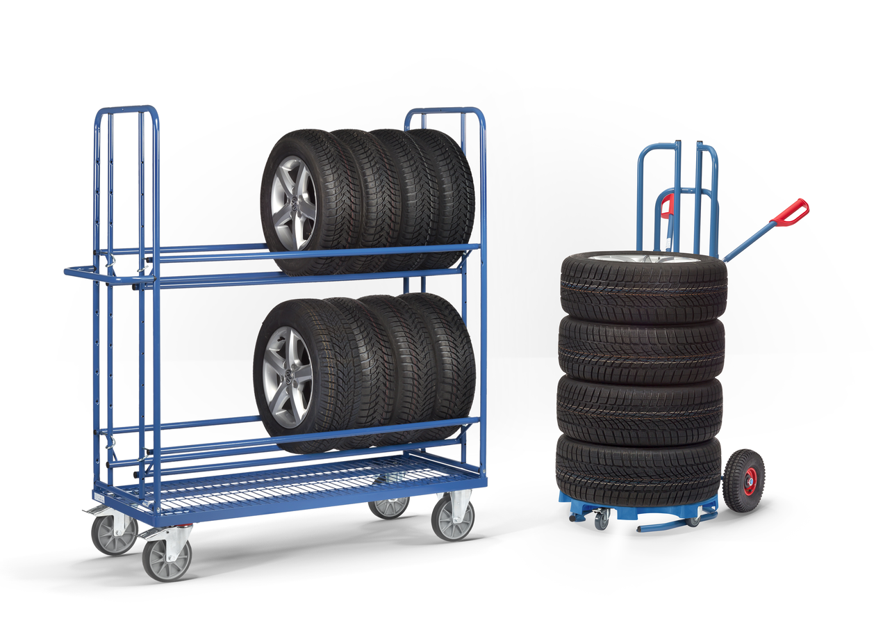 Reifenwagen und Reifenroller