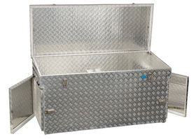 Riffelblech Aluminiumbox - Deckel mit Gasdruckdämpfer - Griffe und Verschlüsse aus Edelstahl - mit seitlichen Türen - Volumen 883 Liter
