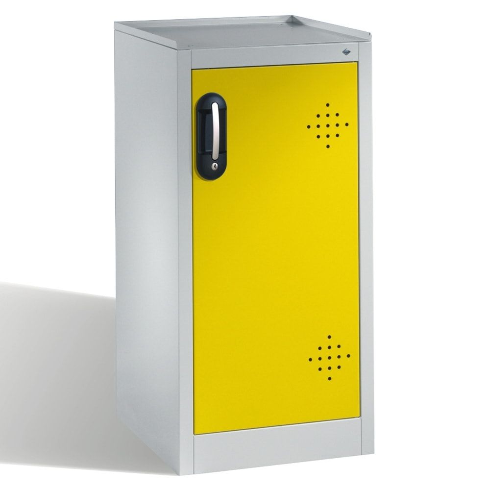 C+P Umweltschrank mit 2 Wannenböden, für wassergefährdende Stoffe, mit Flügeltür, 1.000 x 500 x 500 mm (HxBxT), Farbe lichtgrau