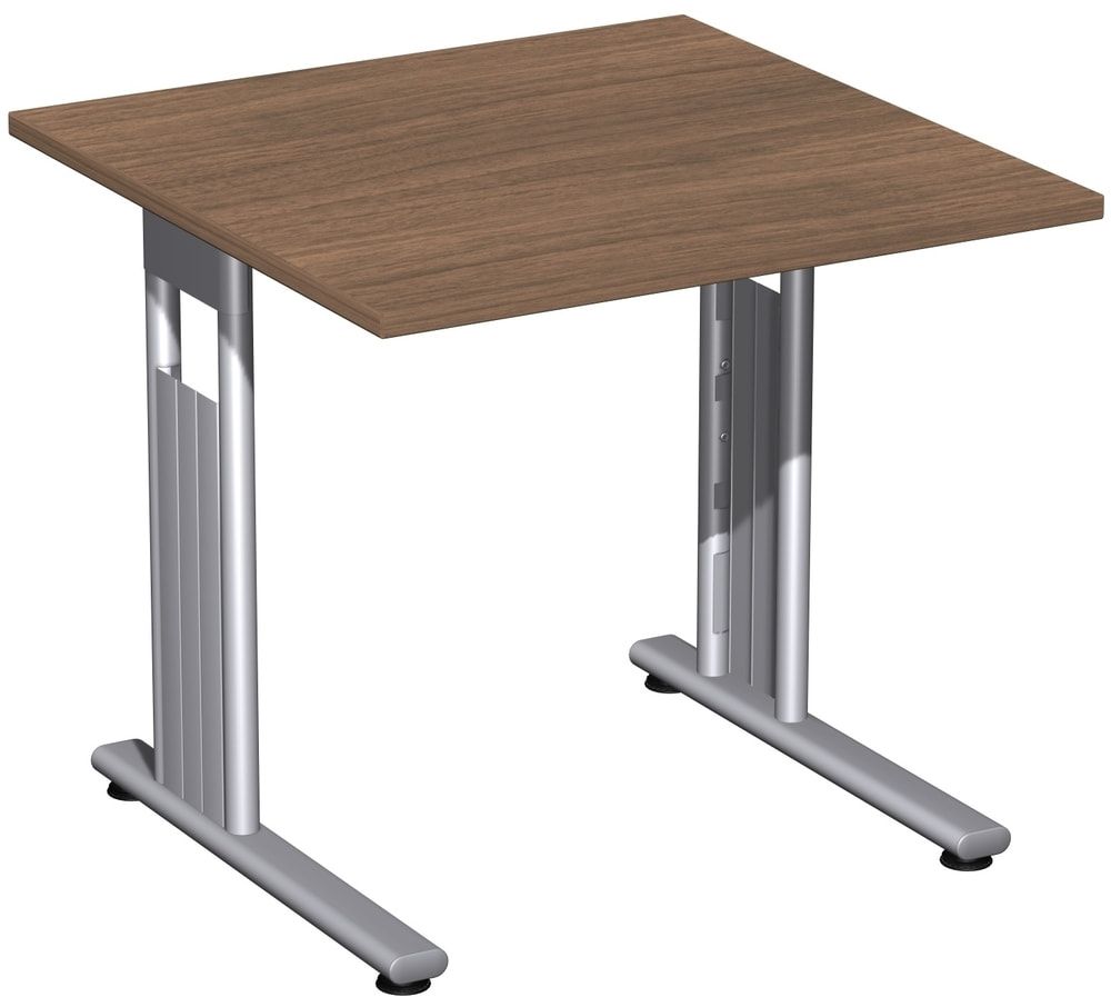 Schreibtisch mit einseitig verkürzt Füßen - C-Fuß Flex - Bürotisch - Konferenztisch - 720 x 1.200 x 800 mm (HxBxT) - Dekor Ahorn - Gestell silber