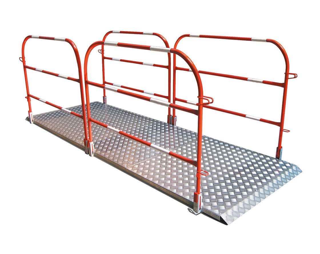 Grabenbrücke, mobile Brücke, Baustellübergang, Baustellenüberquerung, Handlauf, rutschfest, Aluminium, Reflektor, 1.000 x 1.982 mm (BxT)