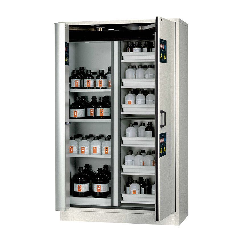 Sicherheitsschrank Typ 30 - Trennwand - Türfeststeller - ca. 2 x 1,2 x 0,6 m (HxBxT) - 3 Fachböden - 4 Wannenböden - lichtgrau - Edelstahl