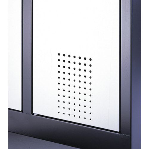 Stahl-Garderobenschrank, Spind, Buche Sitzbank vorgebaut, 4 Abteile a 300 mm, Korpus Lichtgrün, Tür Schwefelgelb, 1.850 x 1.200 x 815 mm (HxBxT)