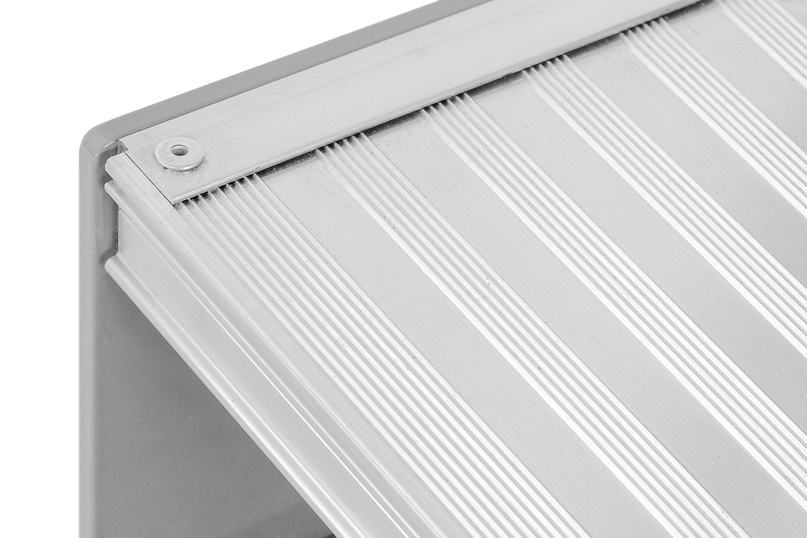 Aluminium Industrietreppe, 2 Stufen, Breite 1.000 mm, bis 150 kg Traglast, große Plattform, erweiterbar, rutschsicher, ortsfeste Montage möglich