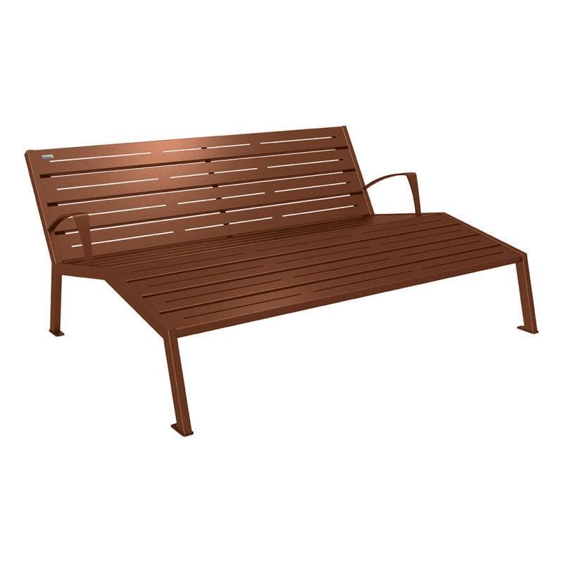 Liegestuhl aus Stahl - mit Armlehnen - 808 x 1.800 mm (HxB) - Farbe enzianblau - Parkbank - Gartenbank