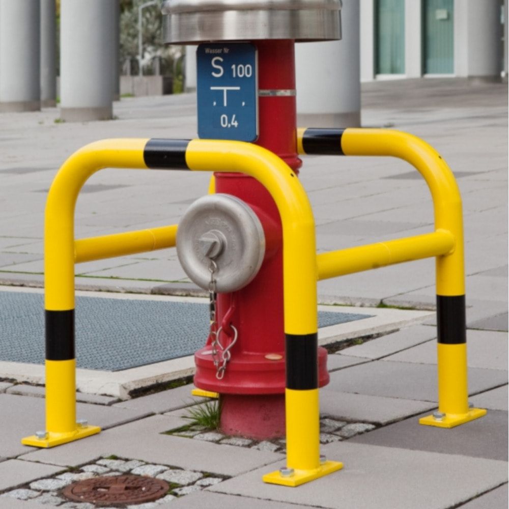 Säulen Rammschutz - Höhe 600 mm - quadratisch - Breite / Tiefe 520 mm - kunststoffbeschichtet - gelb / schwarz