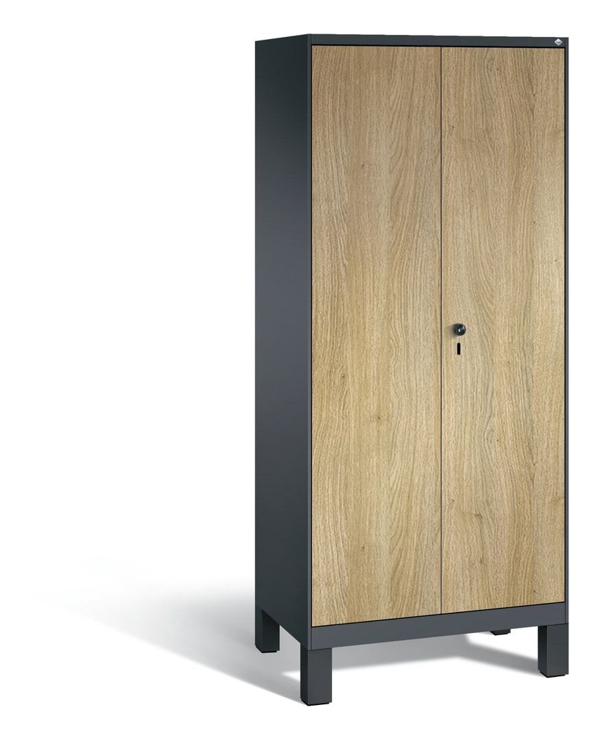 Doppel-Spind, Garderobenschrank mit Füßen, 2 Abteile a 400 mm, Korpus anthrazitgrau, Tür Dekorfront HPL Donau-Ahorn, 1.850 x 800 x 500 mm (HxBxT)