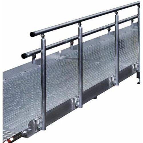 Optionaler Handlauf je Seite für Rollstuhlrampe 1.500 x 800 mm (LxB)