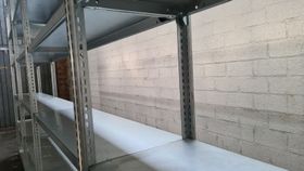 Gebrauchtes Fachbodenregal - ca. 2.500 x 10.336 x 600 mm (HxBxT) - Fachlast 150 kg - 6 Böden