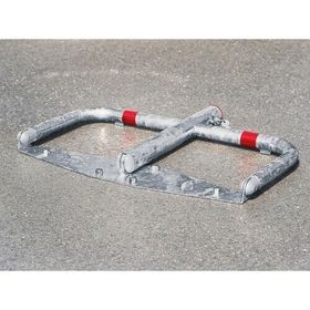Sperrbügel aus Stahl, kippbar, zum Aufschrauben, abschließbar mit Profil-Zylinder, 500 x 760 mm (HxB)