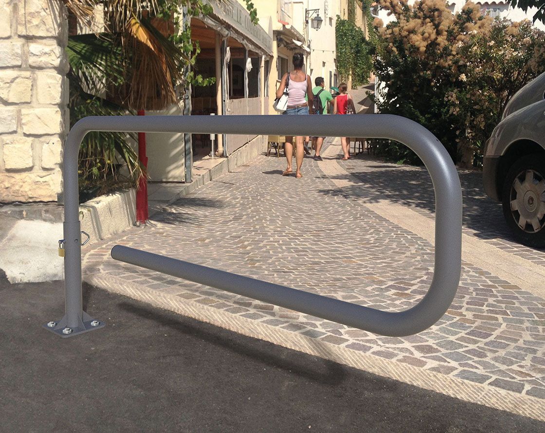 Drehschranke, Schlagbaum, Haarnadelform, Stahlrohr, 1.800 mm breit, Farbe enzianblau