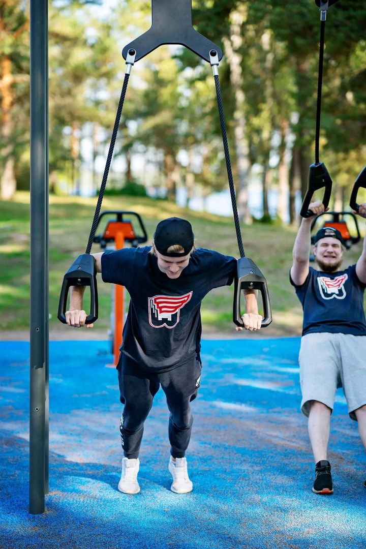 Schlingentrainer Compact, Fitnessanlage, 49 Übungen, Polyurethan Griffe , innere Stahlseilverstärkung, pulverbeschichtet, APP, ab 13 Jahre, Grau