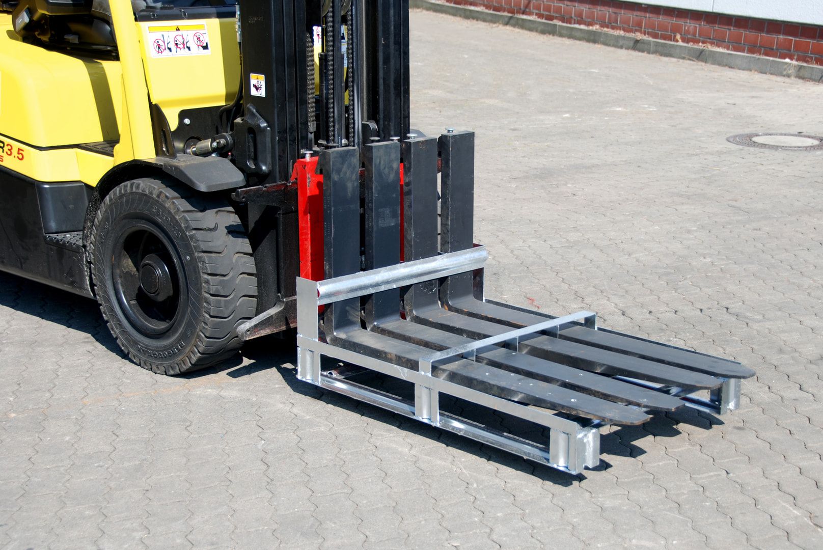 Gabelzinkenpalette - für 4 Gabelzinken - 350 x 800 x 1.200 mm (HxBxT) - feuerverzinkt